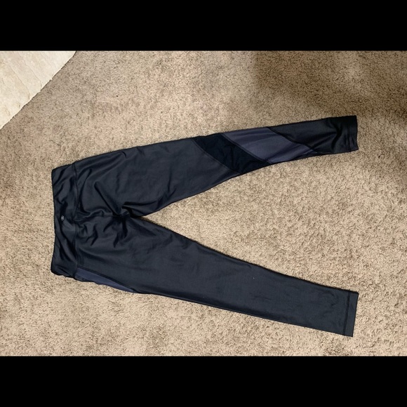 Asymmetric leggings - Picture 2 of 3